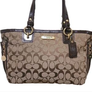 Coach Gallery Signature Logo Zip Tote Shoulder Bag Large Brand New